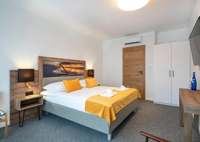 Stawros Ii 民宿 莱鲍